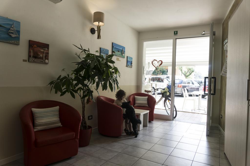 Residence San Valentino Finale Ligure Eksteriør bilde