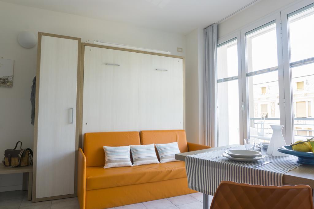 Residence San Valentino Finale Ligure Eksteriør bilde
