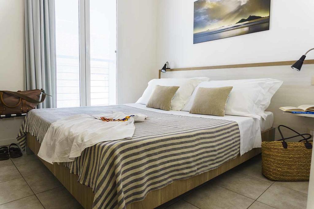 Residence San Valentino Finale Ligure Rom bilde